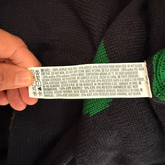 Forever 21 Ugly Christmas Sweater Elf Crewneck Green‎ Black Holiday S - Picture 6 of 6